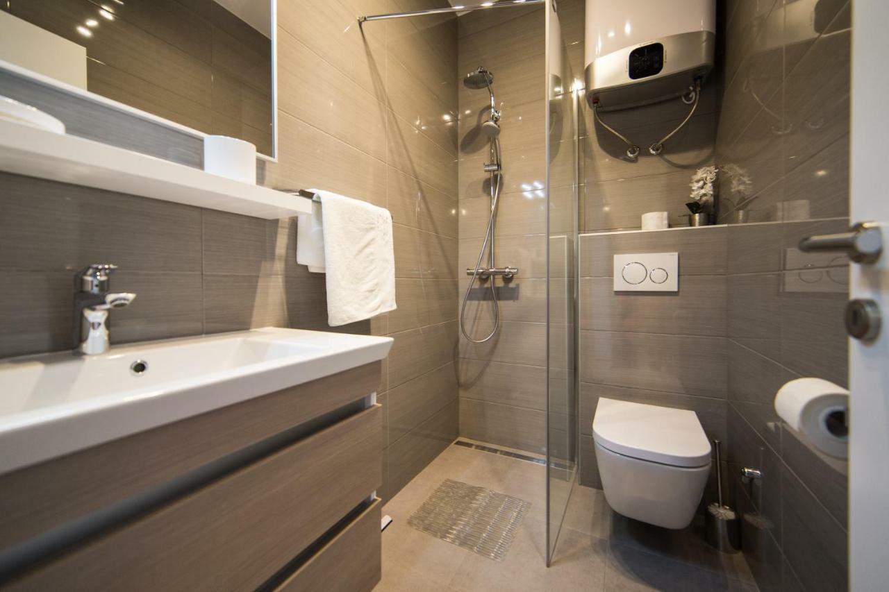 Apartment Bella Baška Voda Dış mekan fotoğraf