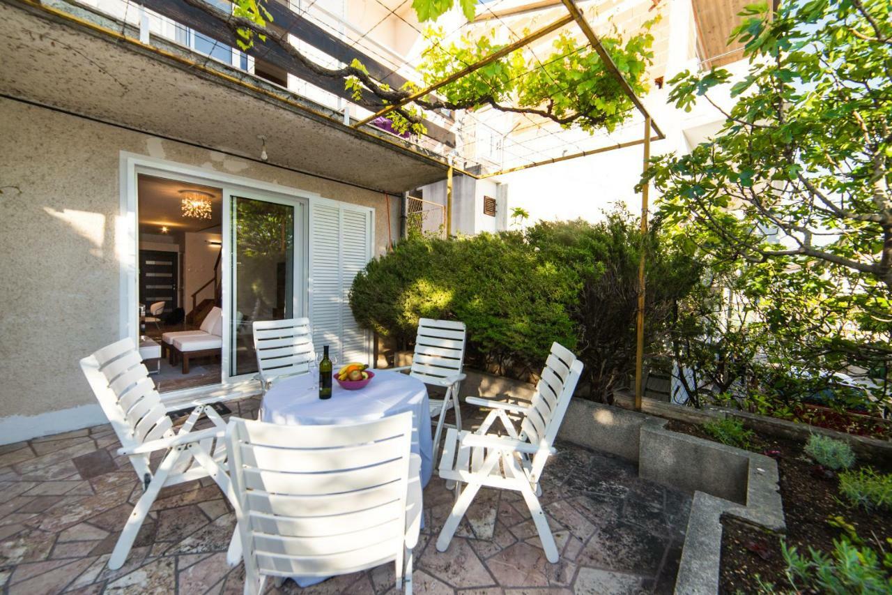 Apartment Bella Baška Voda Dış mekan fotoğraf