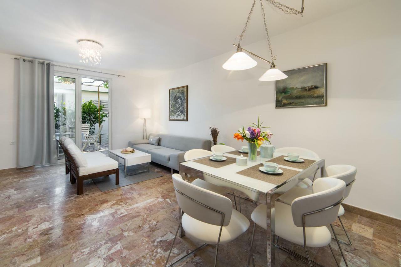 Apartment Bella Baška Voda Dış mekan fotoğraf